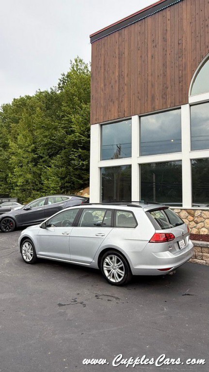 2015 Volkswagen Golf Image 30