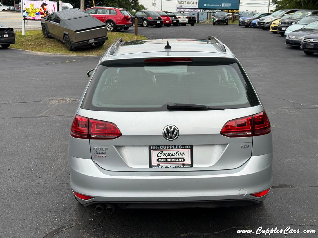 2015 Volkswagen Golf Image 40