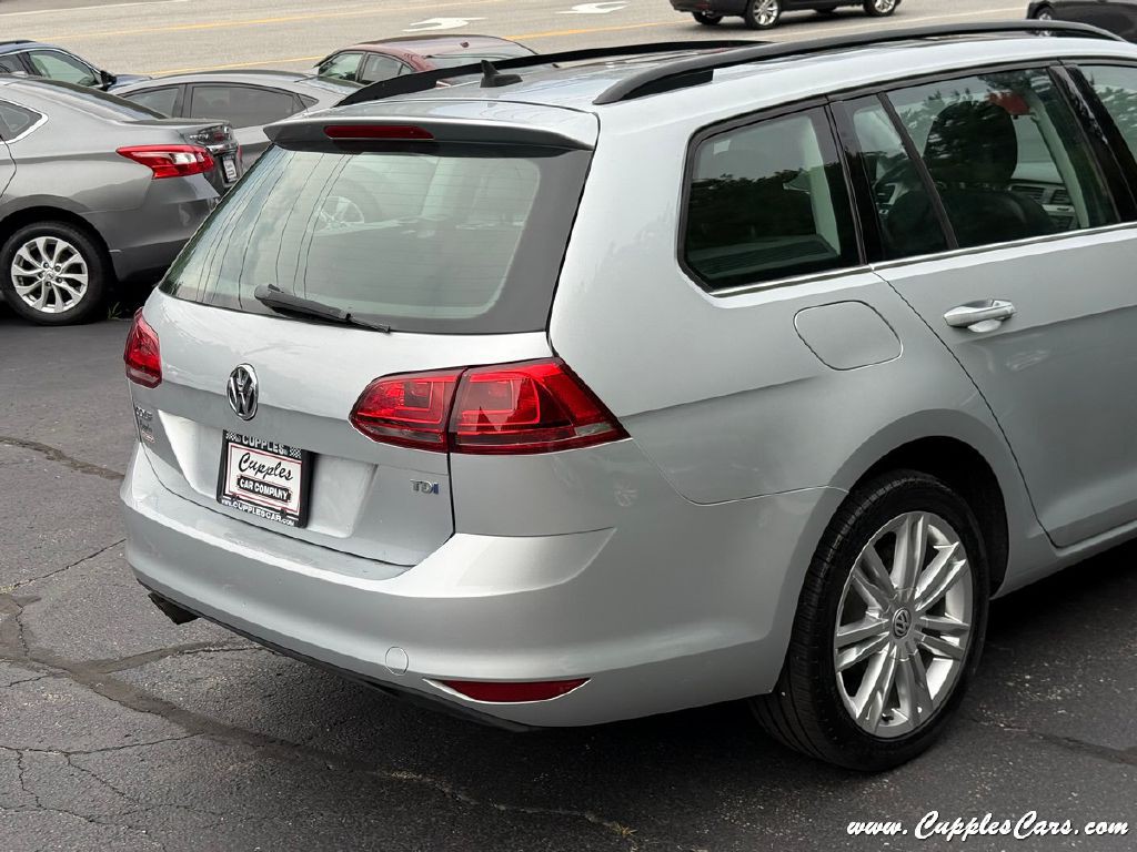 2015 Volkswagen Golf Image 41
