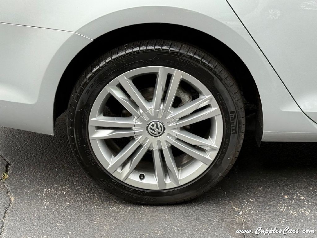 2015 Volkswagen Golf Image 46