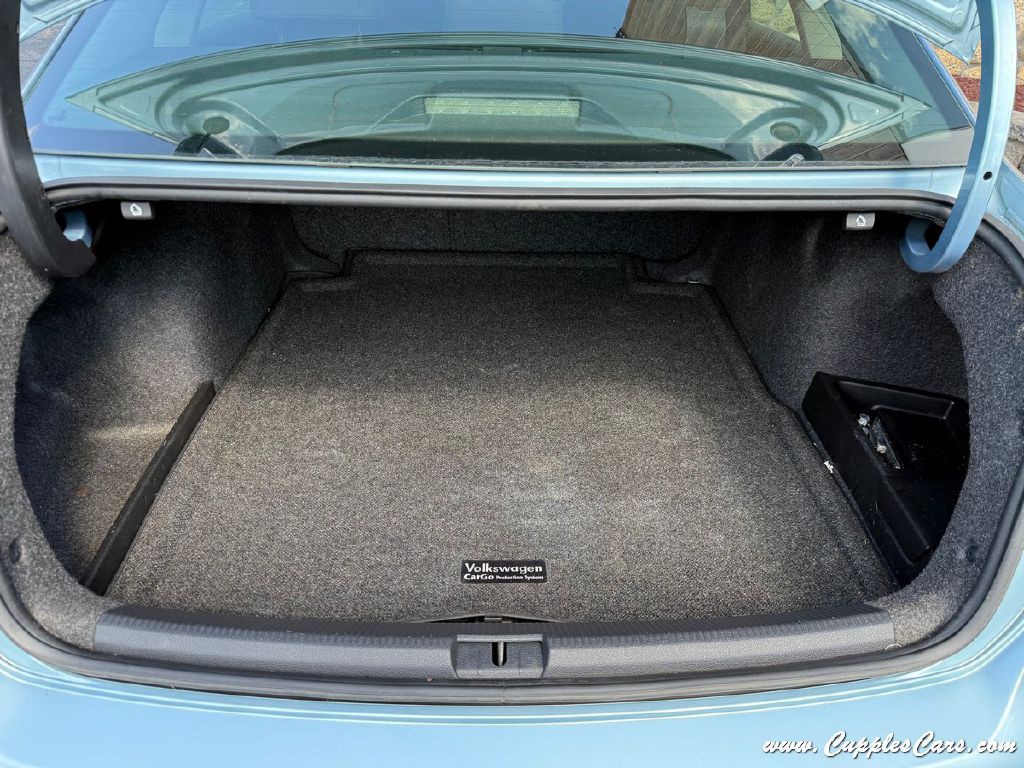 2012 Volkswagen Passat Image 8