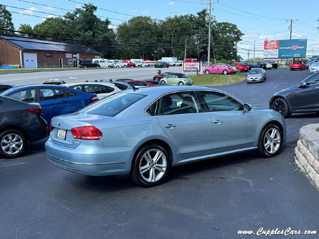 2012 Volkswagen Passat Image 9