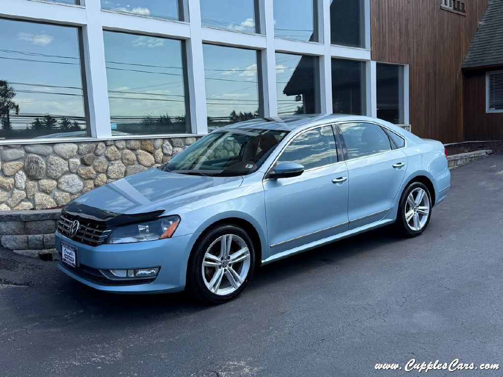 2012 Volkswagen Passat Image 12