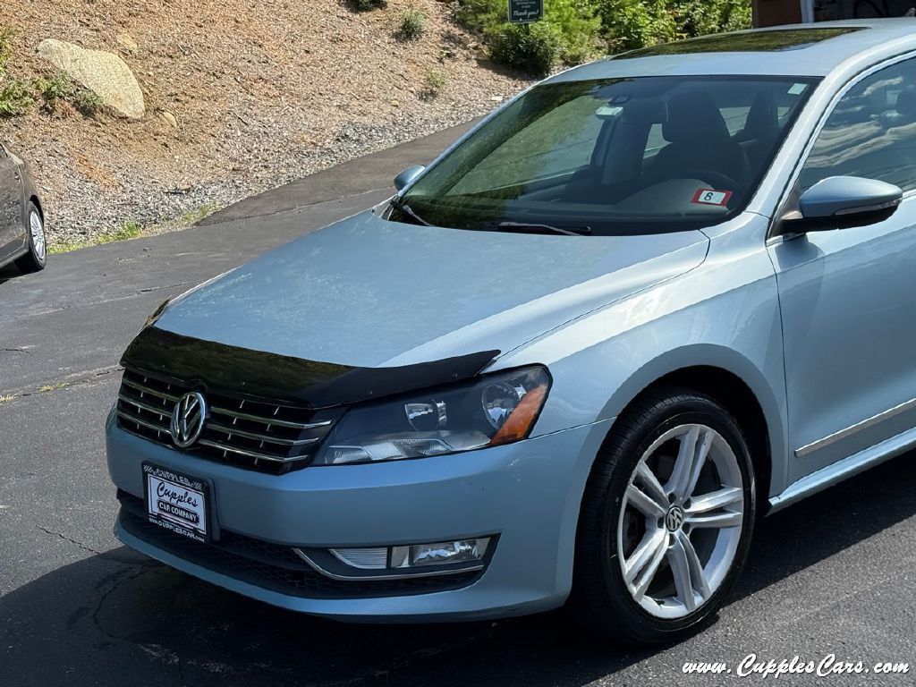 2012 Volkswagen Passat Image 27