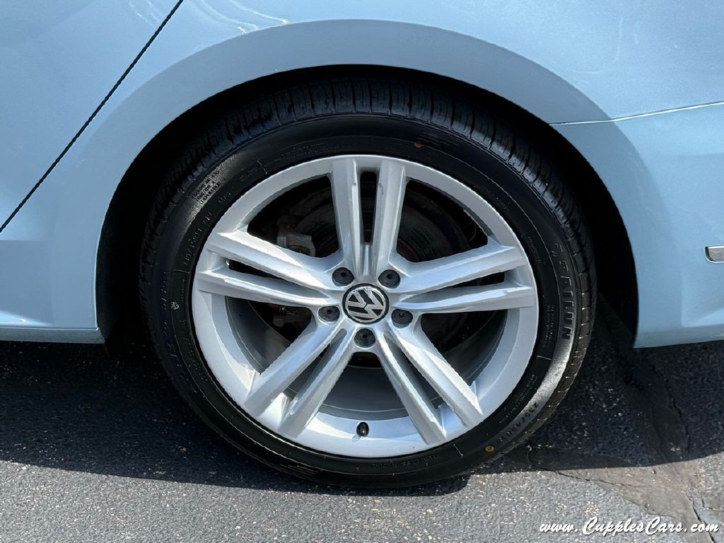 2012 Volkswagen Passat Image 43