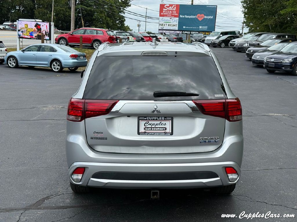 2018 Mitsubishi Outlander Image 37