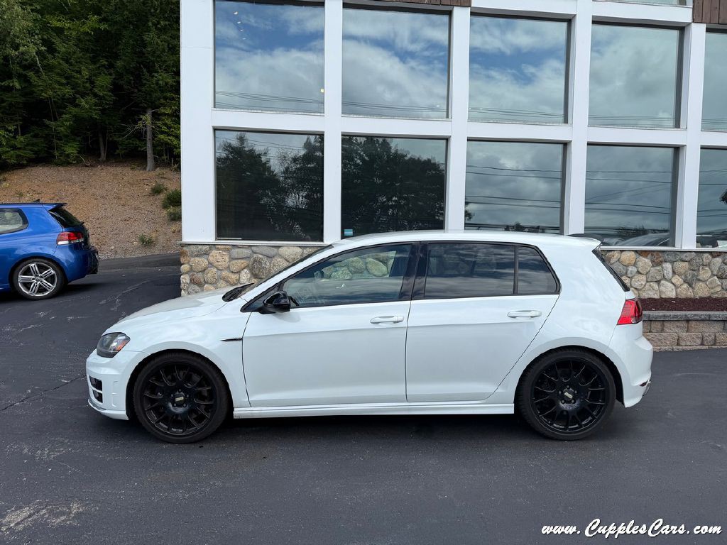 2016 Volkswagen Golf Image 10