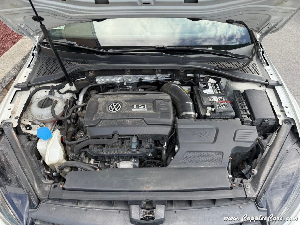 2016 Volkswagen Golf Image 13