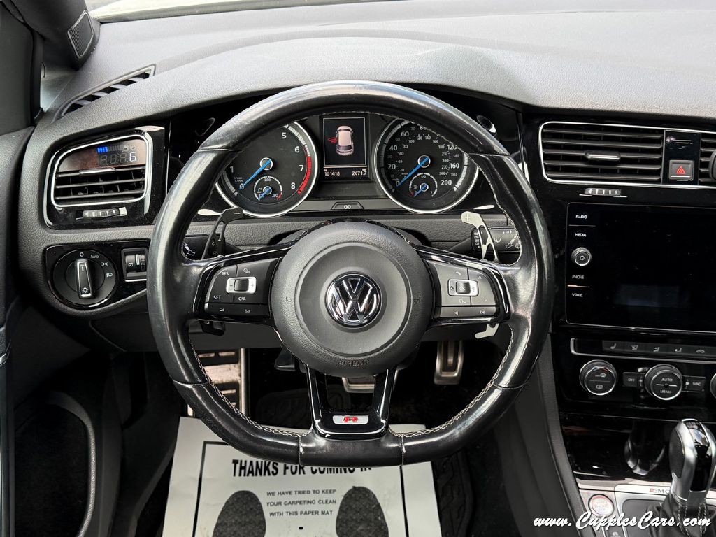 2016 Volkswagen Golf Image 19