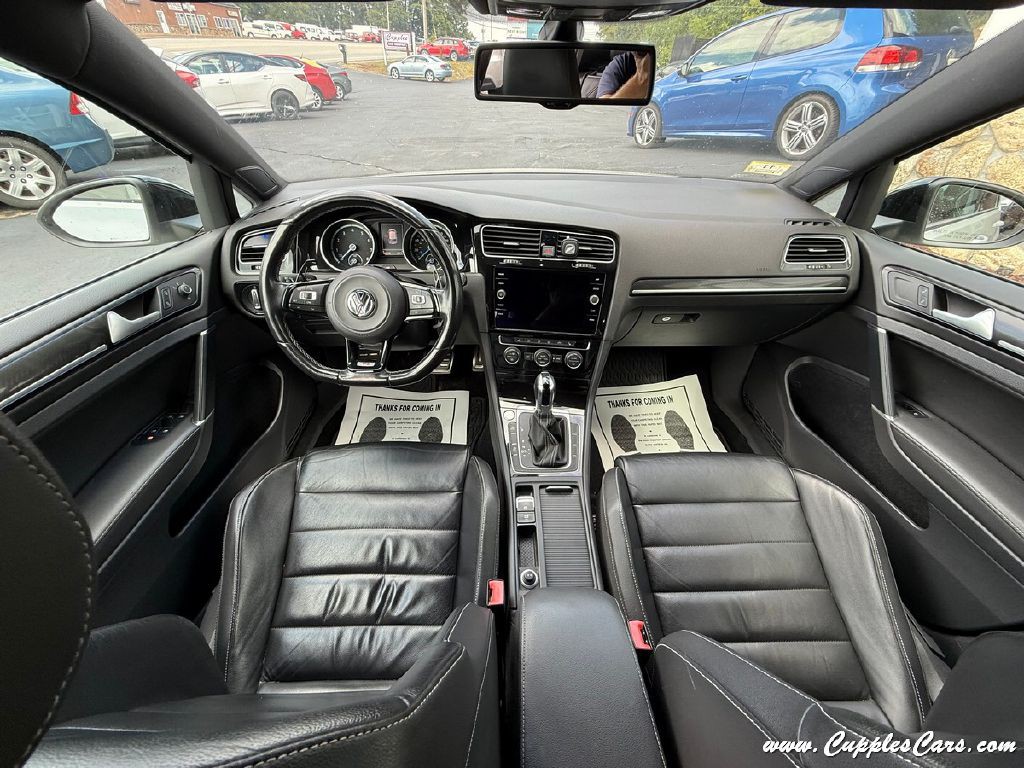 2016 Volkswagen Golf Image 20