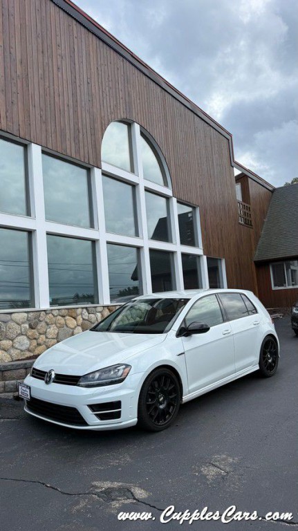 2016 Volkswagen Golf Image 25
