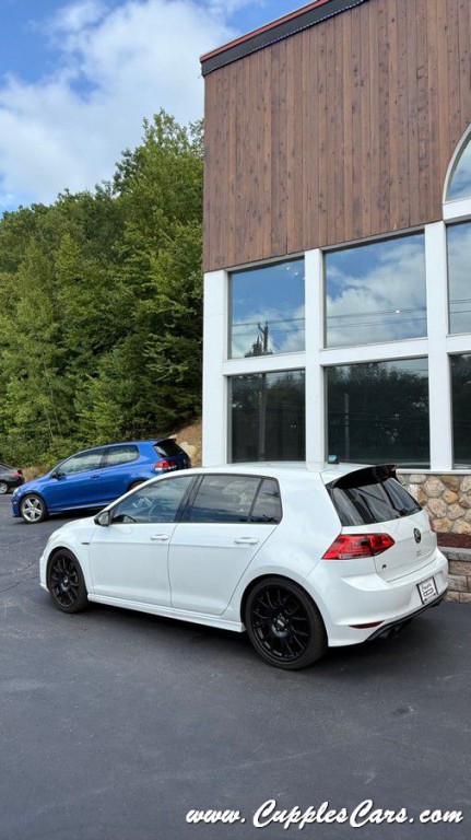 2016 Volkswagen Golf Image 27