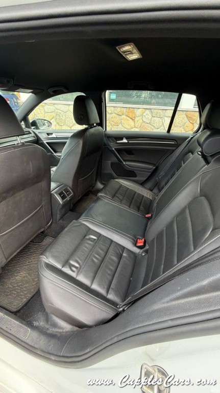 2016 Volkswagen Golf Image 29