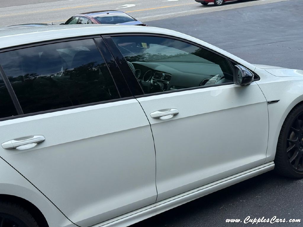 2016 Volkswagen Golf Image 38