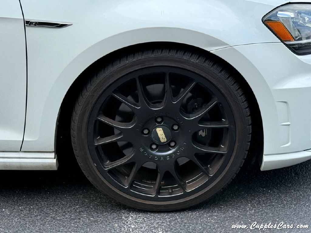 2016 Volkswagen Golf Image 42