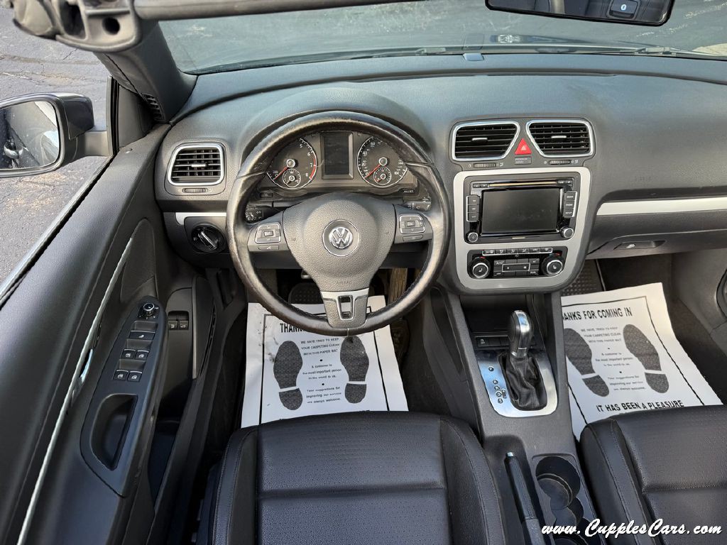 2012 Volkswagen Eos Image 21