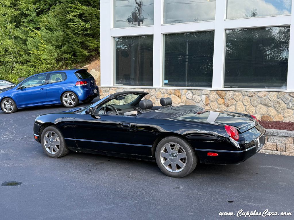 2002 Ford Thunderbird Image 2