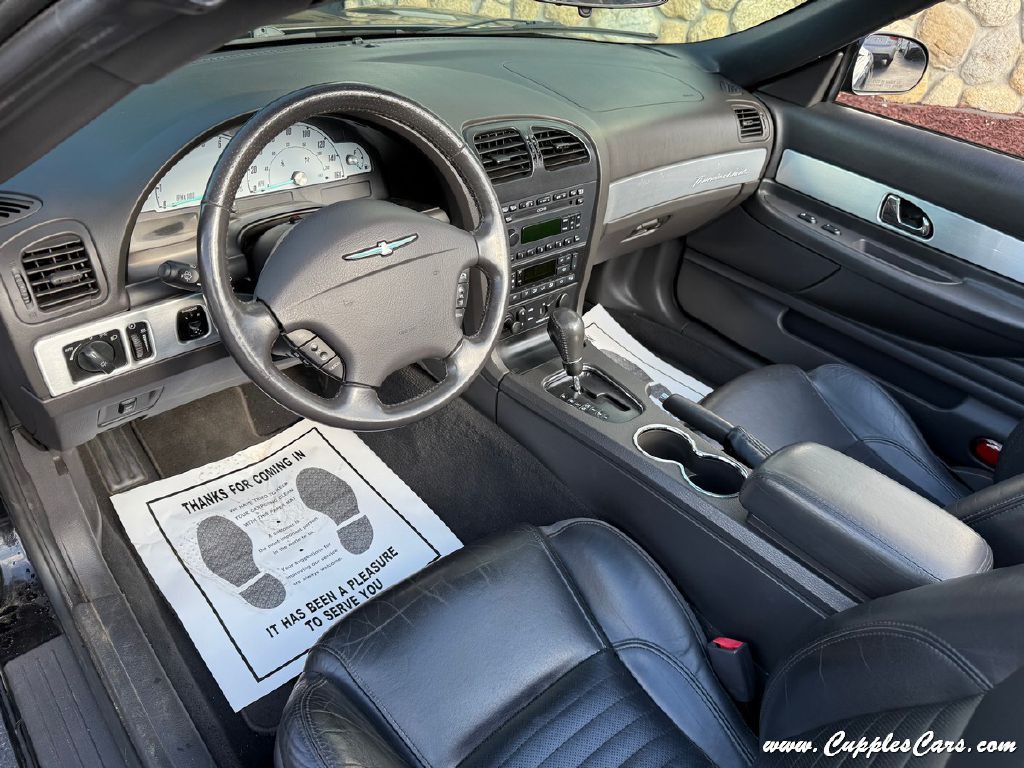 2002 Ford Thunderbird Image 4