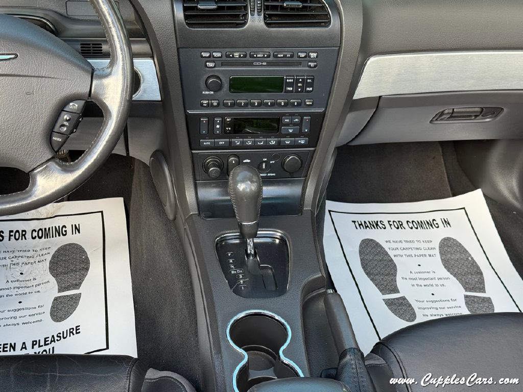 2002 Ford Thunderbird Image 22