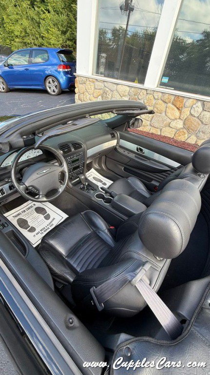 2002 Ford Thunderbird Image 29