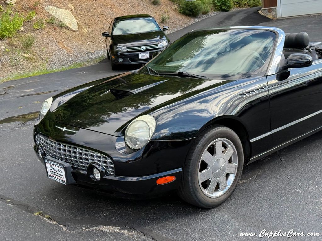 2002 Ford Thunderbird Image 34