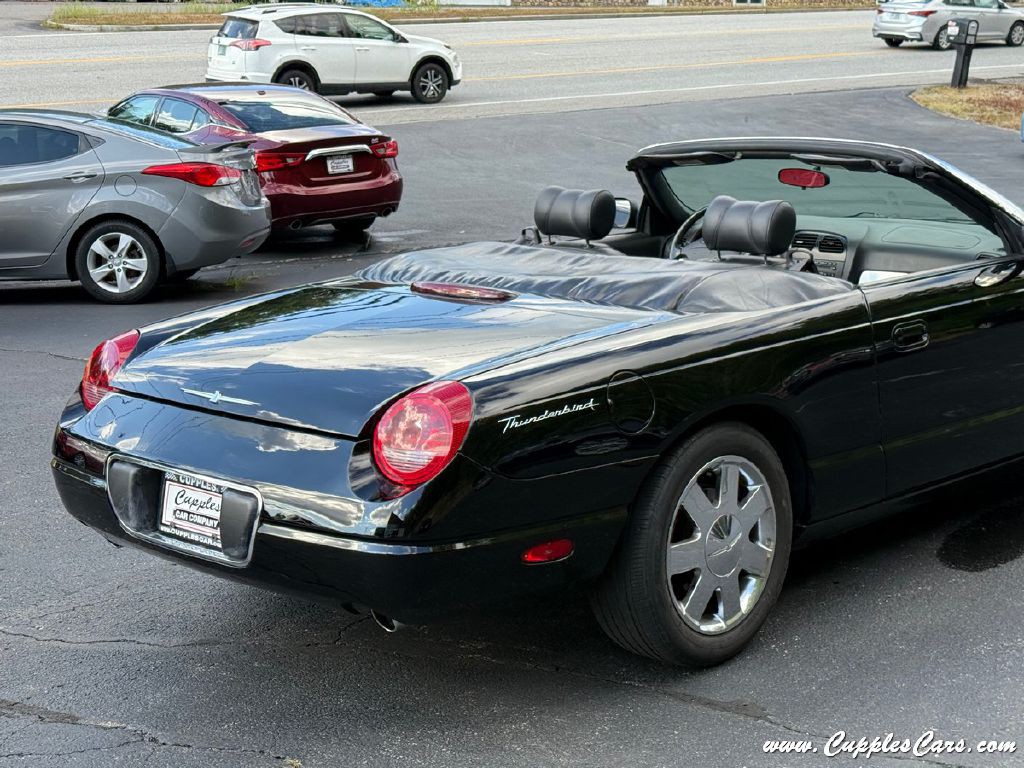 2002 Ford Thunderbird Image 38