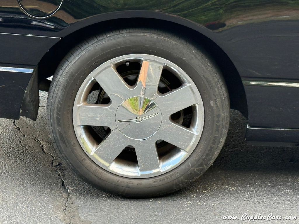 2002 Ford Thunderbird Image 42