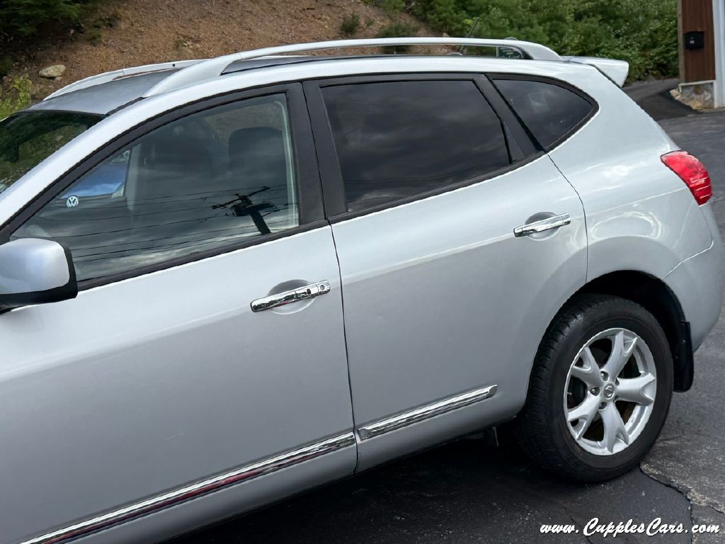 2011 Nissan Rogue Image 34