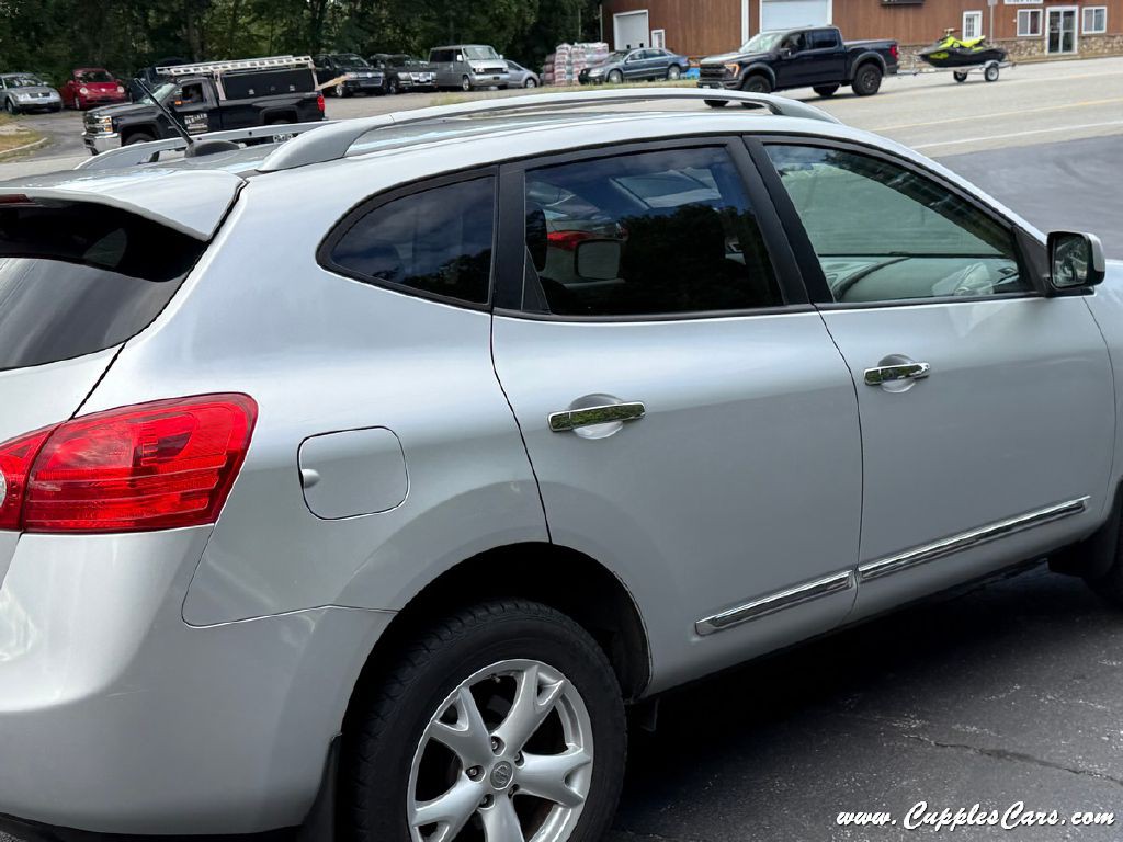 2011 Nissan Rogue Image 38
