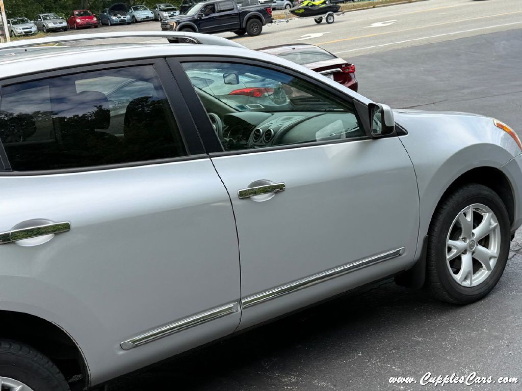 2011 Nissan Rogue Image 39