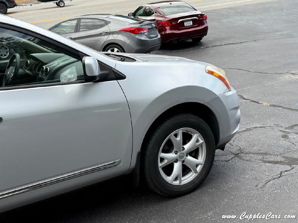 2011 Nissan Rogue Image 40