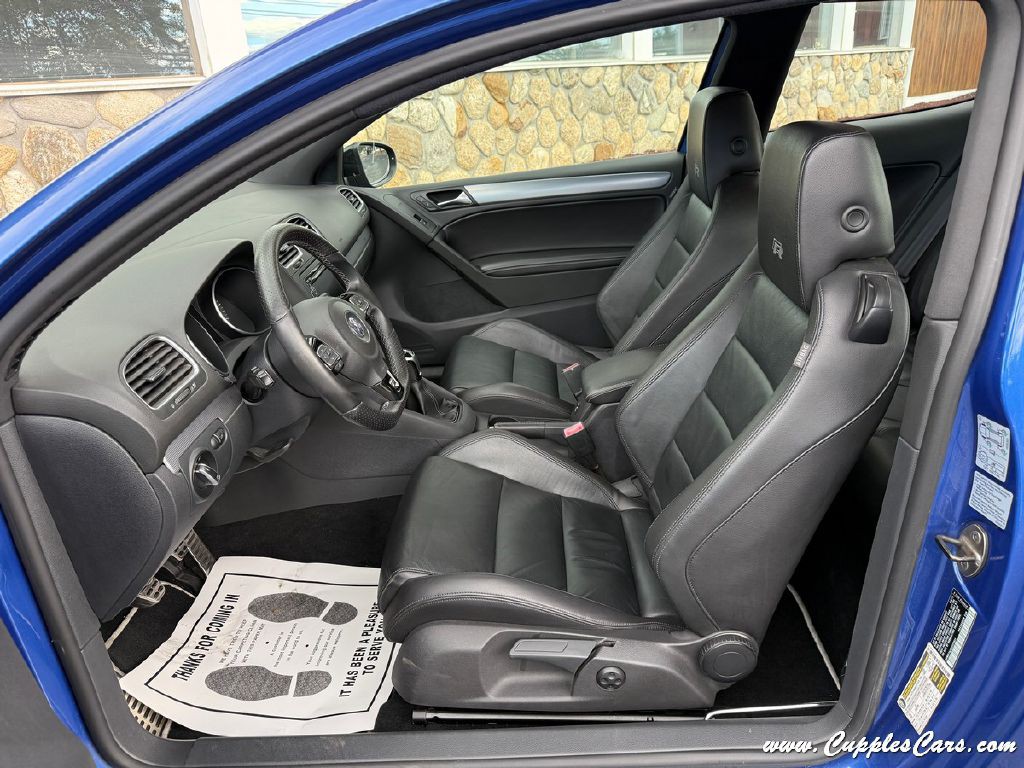 2012 Volkswagen Golf Image 3