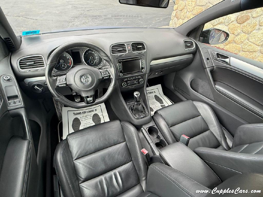 2012 Volkswagen Golf Image 21