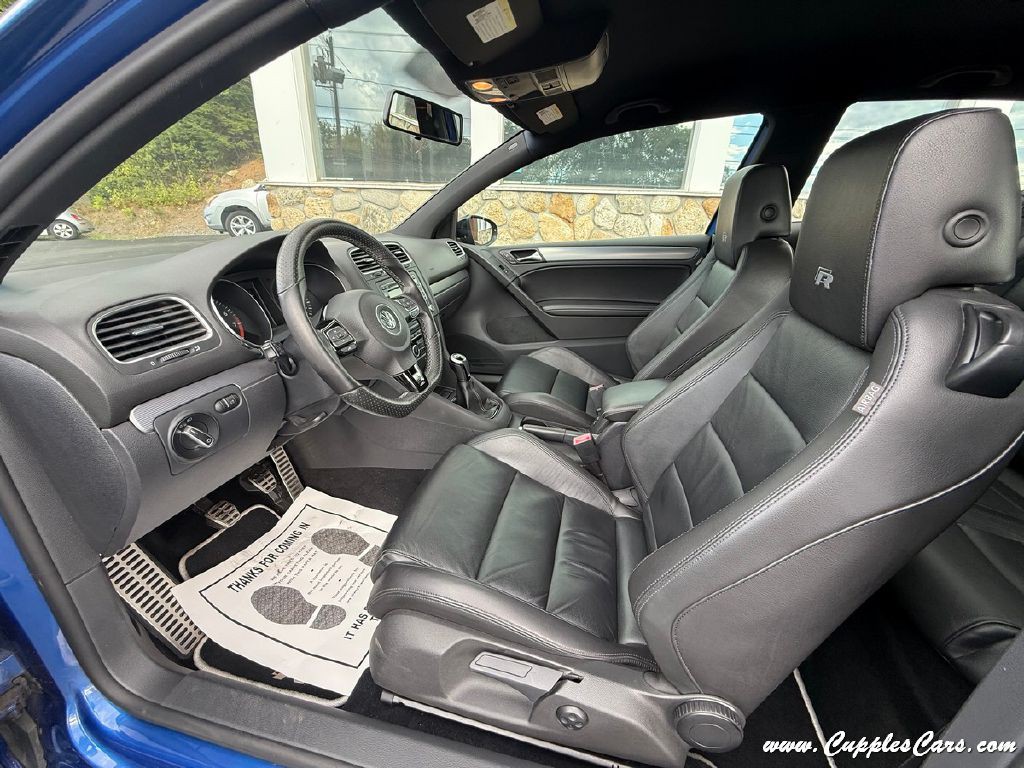 2012 Volkswagen Golf Image 23