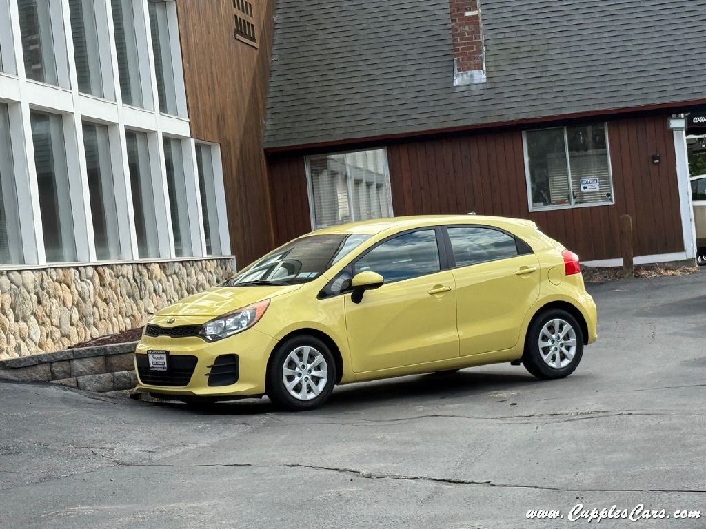 2016 Kia Rio Image 1