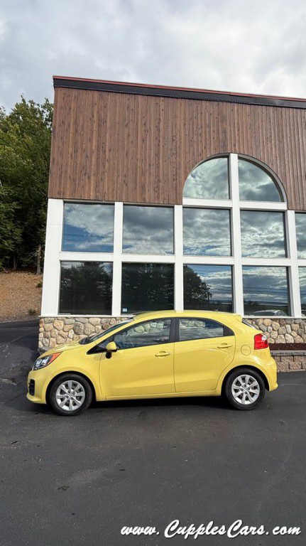 2016 Kia Rio Image 24