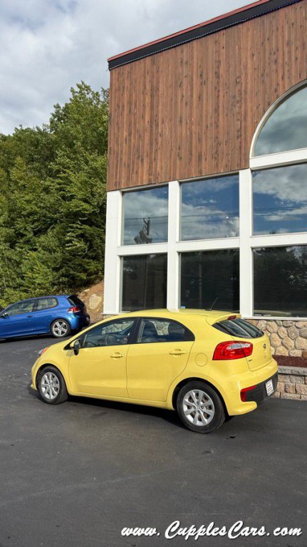 2016 Kia Rio Image 25