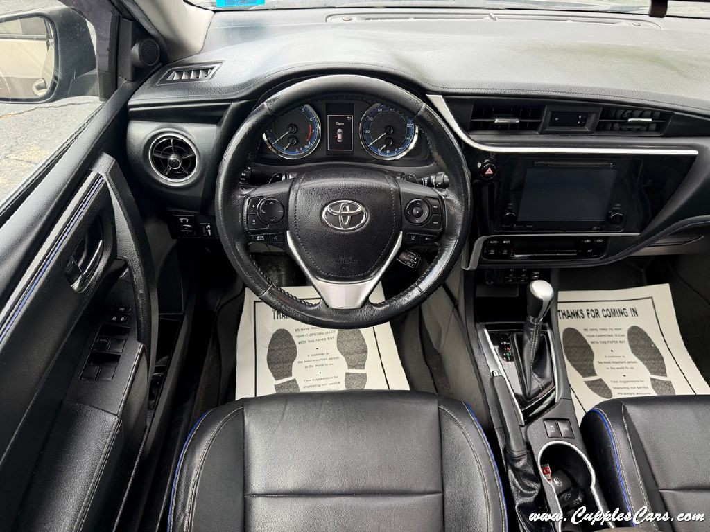 2019 Toyota Corolla Image 17