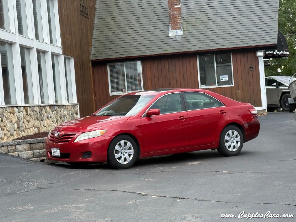 2010 Toyota Camry Image 1