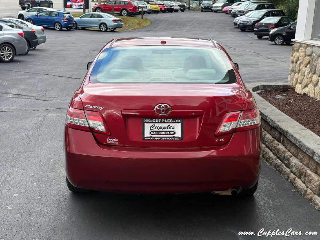 2010 Toyota Camry Image 10