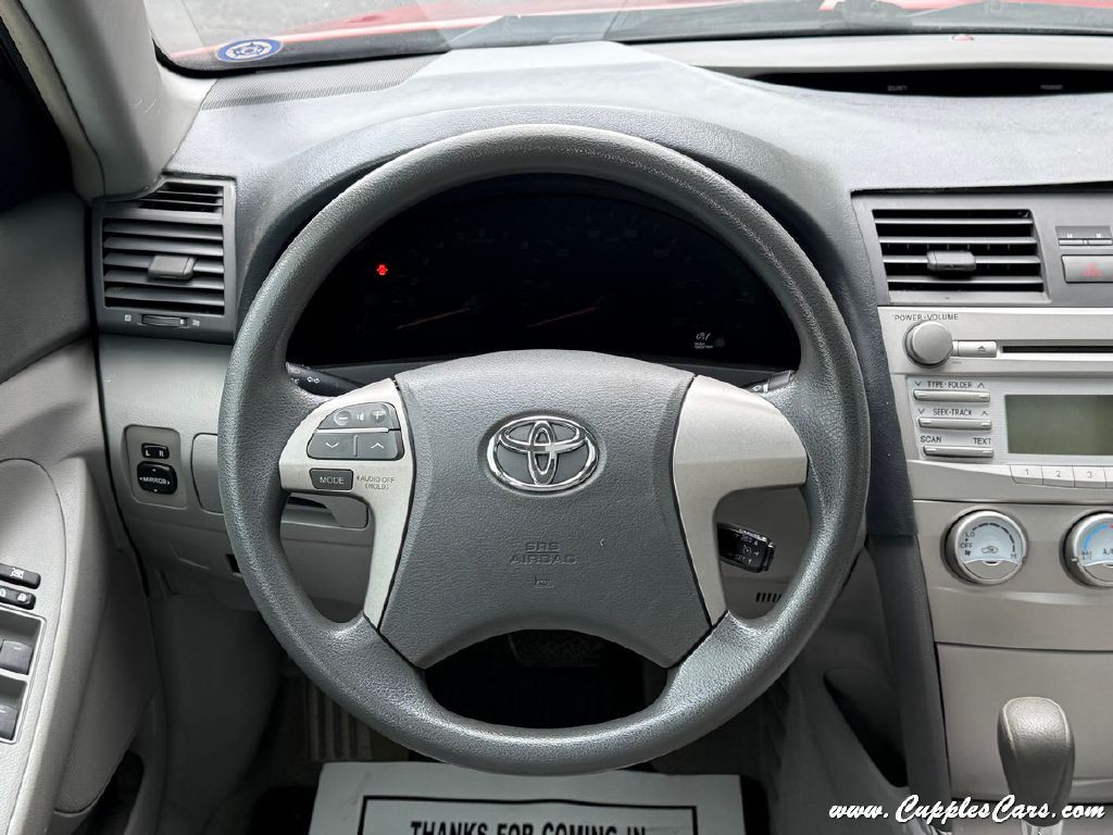 2010 Toyota Camry Image 20