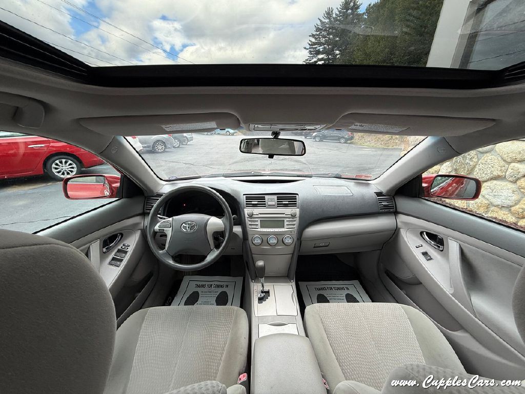 2010 Toyota Camry Image 21
