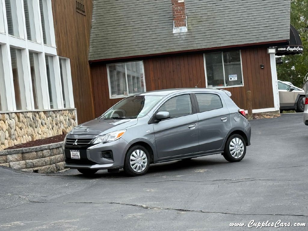 2023 Mitsubishi Mirage Image 1