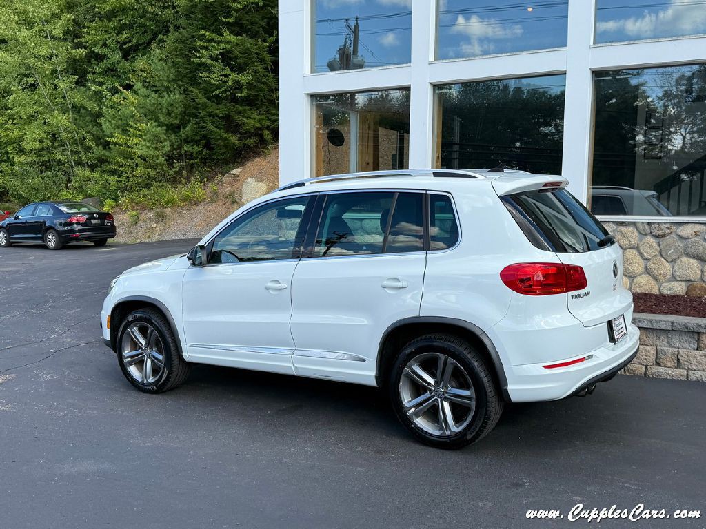 2017 Volkswagen Tiguan Image 2
