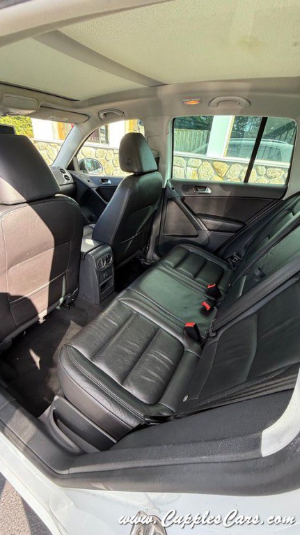2017 Volkswagen Tiguan Image 46