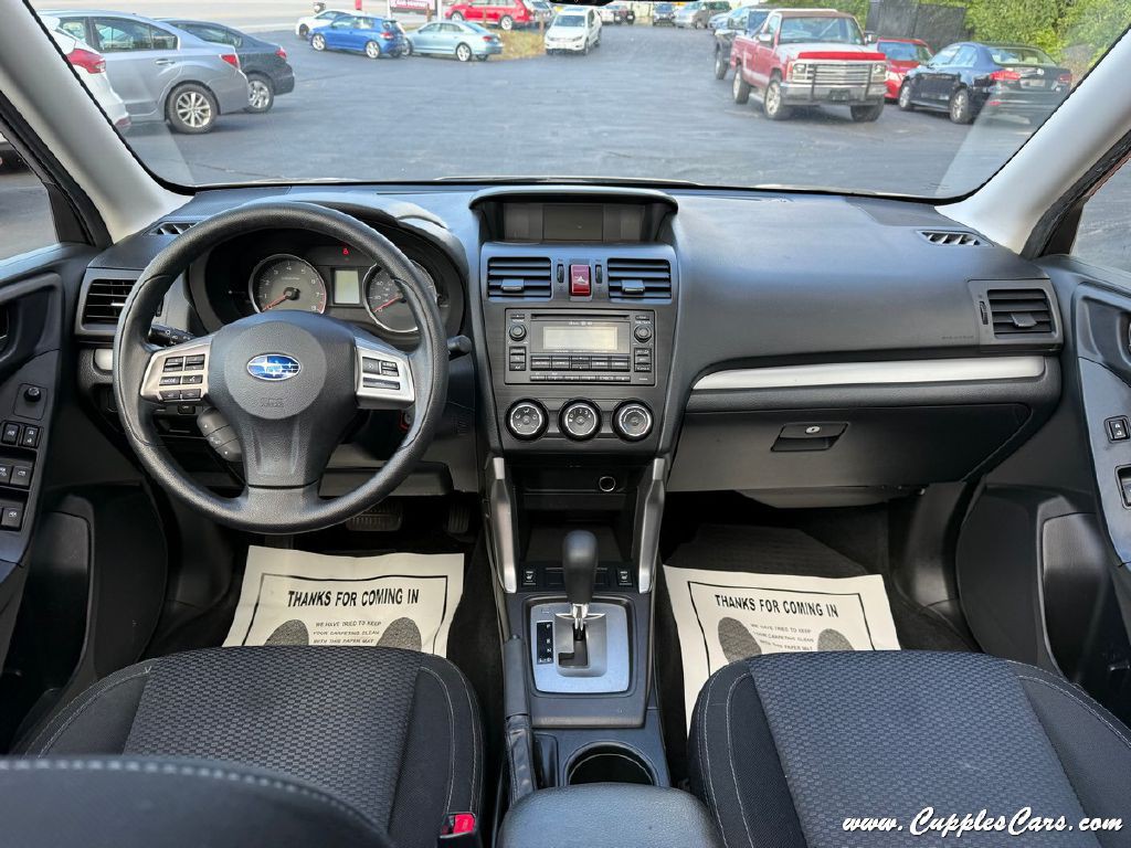2014 Subaru Forester Image 16