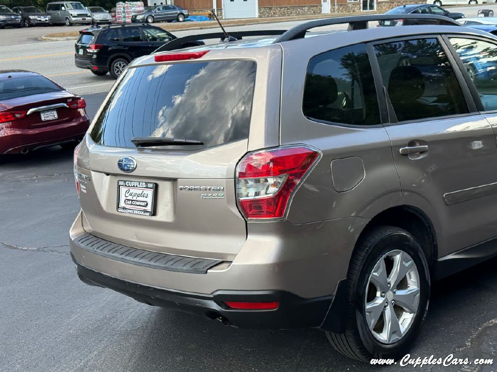 2014 Subaru Forester Image 37