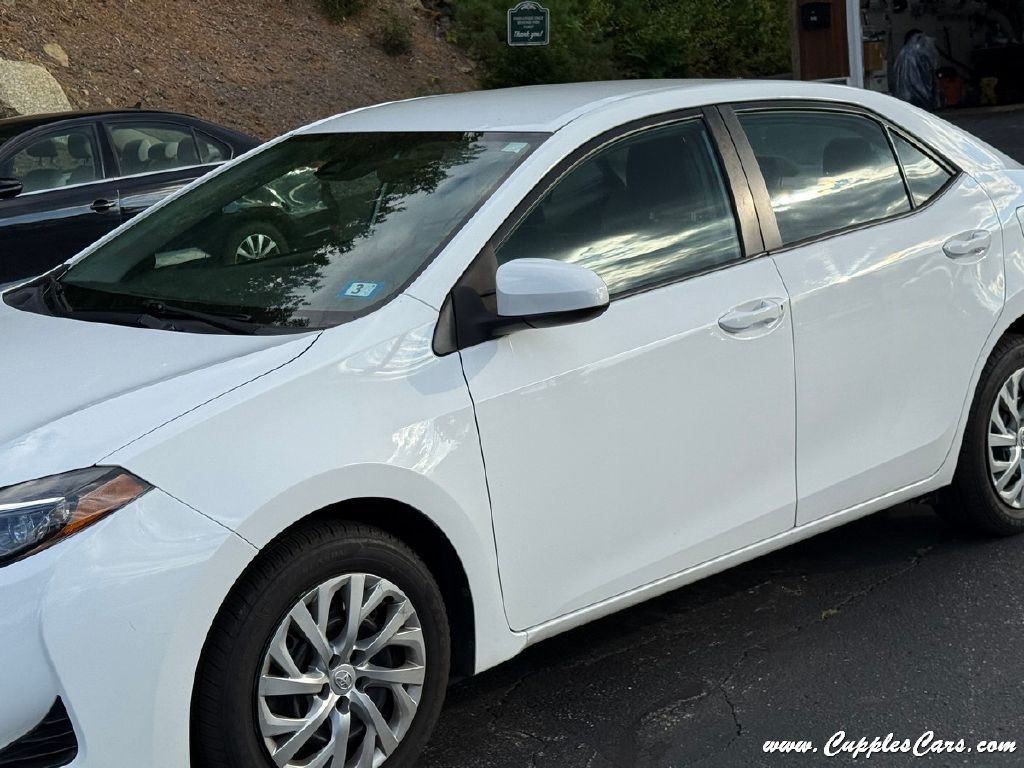 2019 Toyota Corolla Image 33