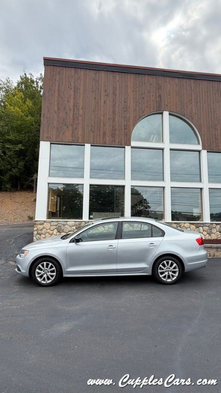 2012 Volkswagen Jetta Image 27