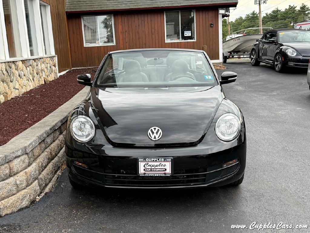 2014 Volkswagen Beetle Image 12